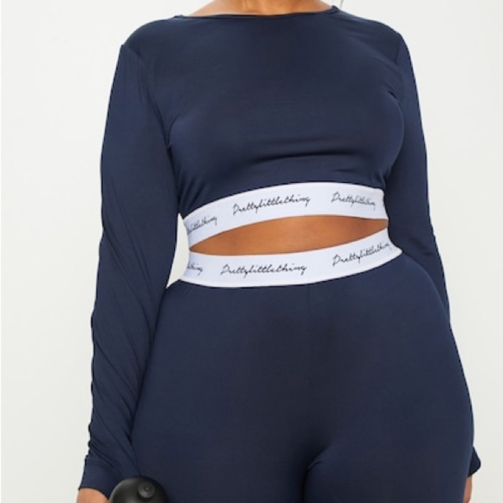 PrettyLittleThing Plus Navy Band Long Sleeve Crop Top - Navy Blue - 2X